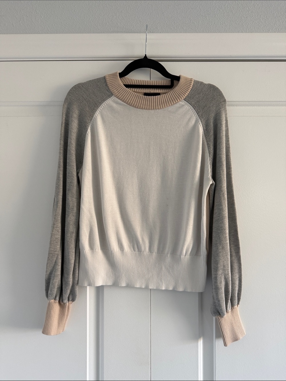 Monrow Multi-Tone Crewneck Sweater in Cream, Gray & Tan- Cotton blend- Small